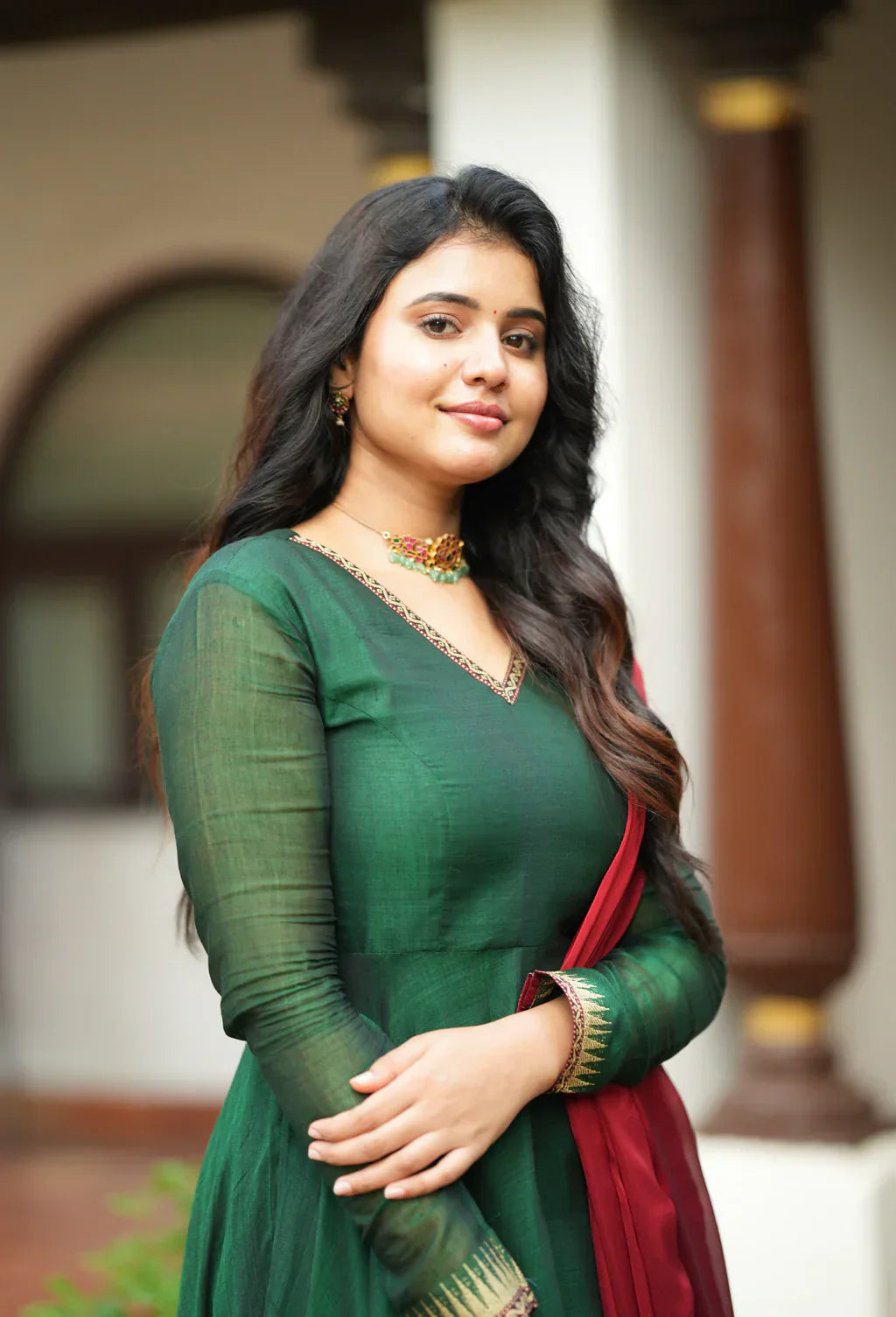 AKILA-Green with Red