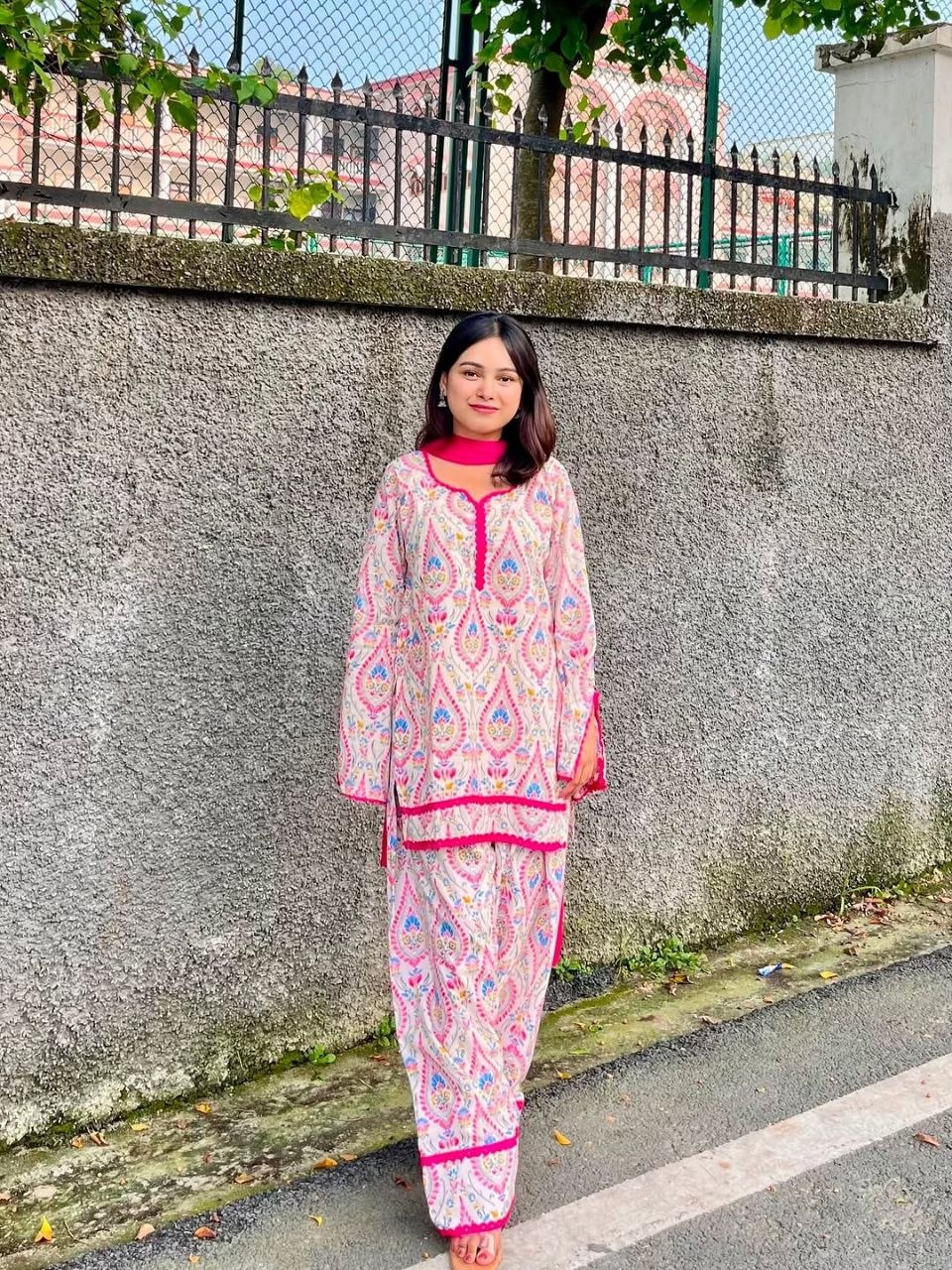 Grace meets luxury in our beautiful Farsi Suit.