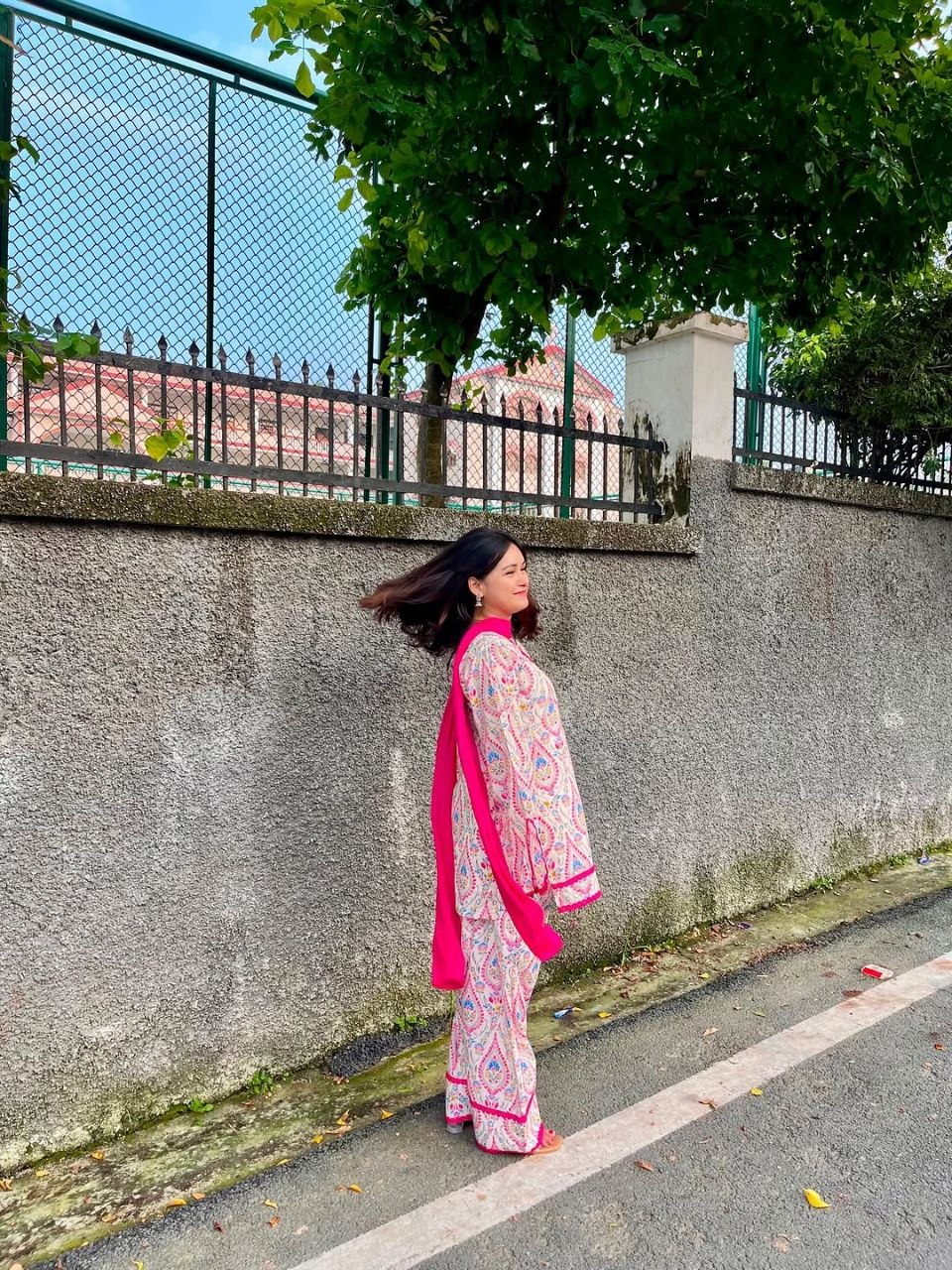 Grace meets luxury in our beautiful Farsi Suit.