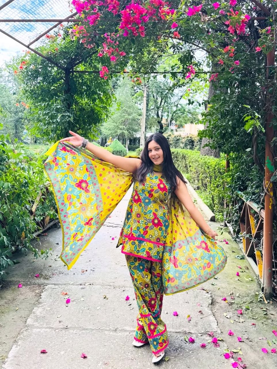 Celebrate in style with our premium Farsi Suit.