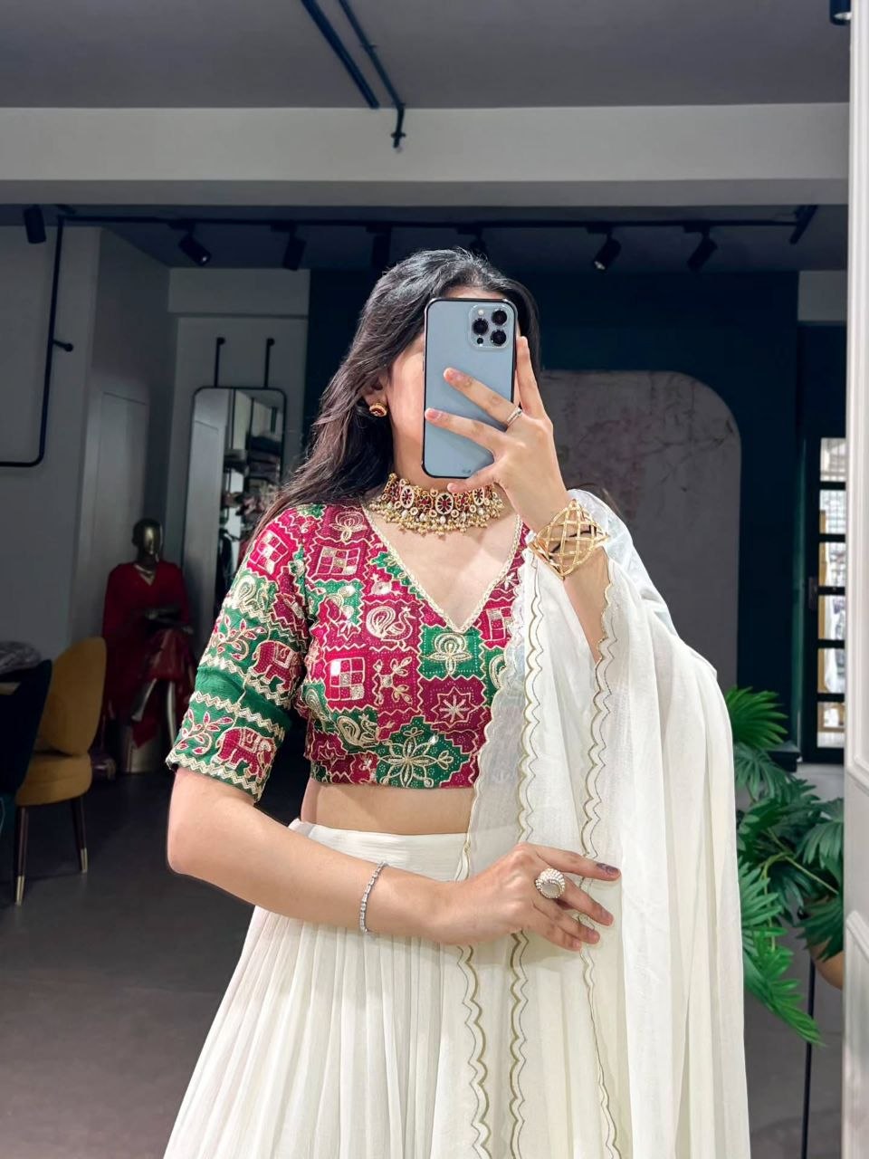 Desi Dhun Chaniya Choli