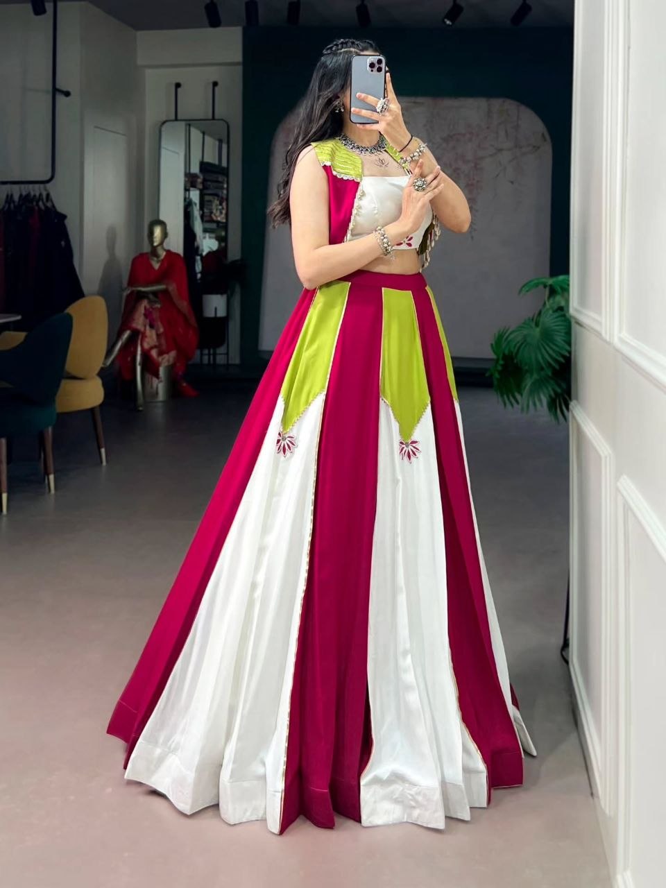 Sitara Chaniya Choli