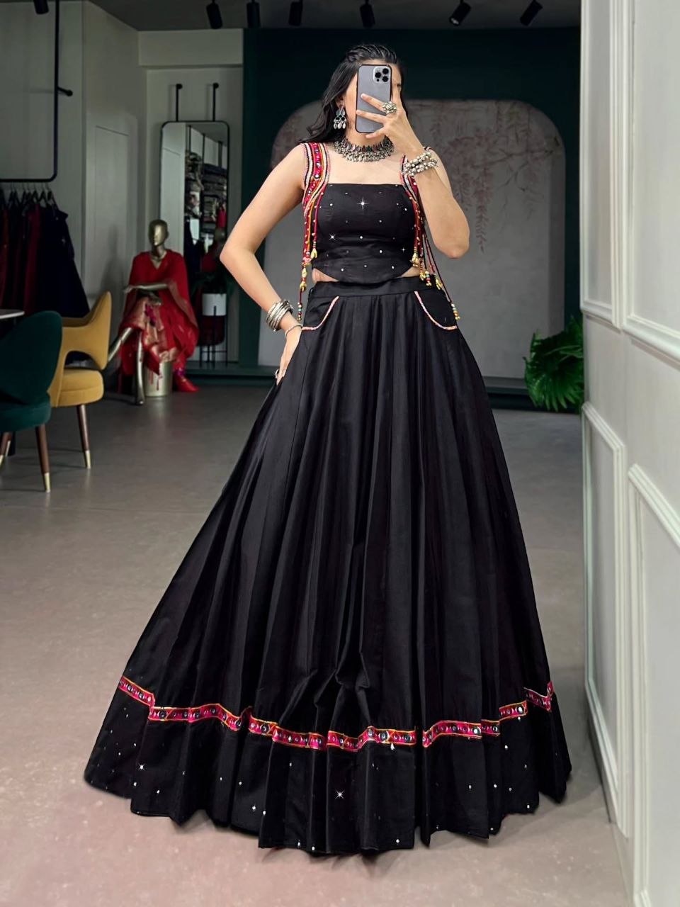 Vanya Royal Chaniya Set