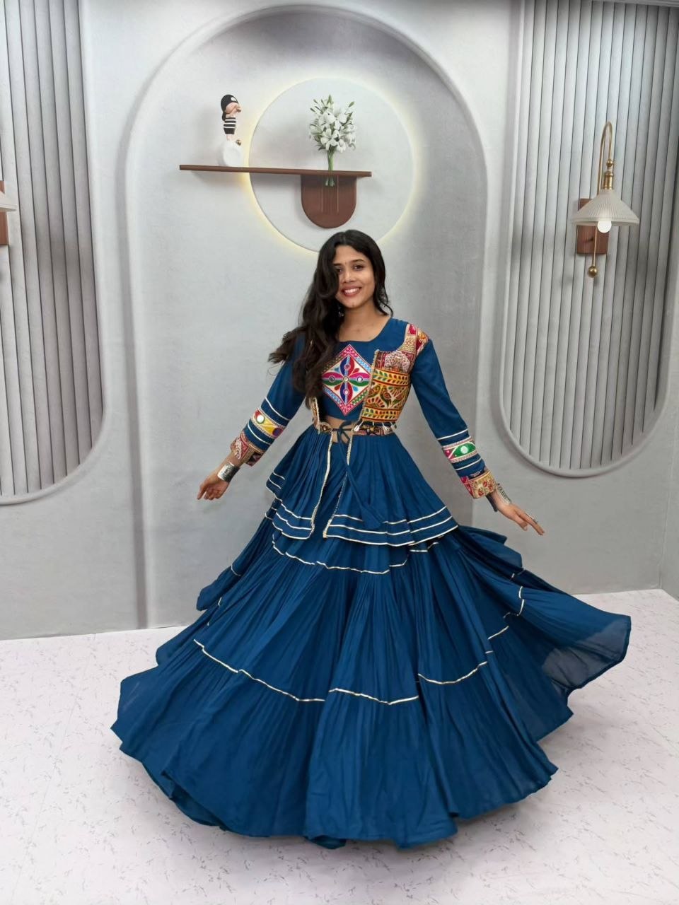 Dholi Dhamaka Choli