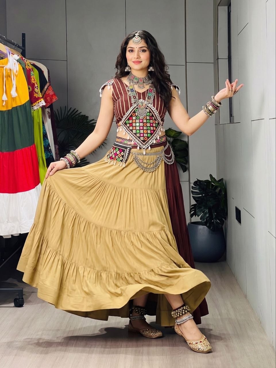 Gulnaar Chaniya Choli